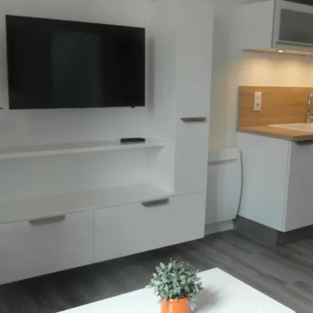 La Rochelle, 3 Pieces, 6 Personnes - Fr-1-246-83 Appartement *